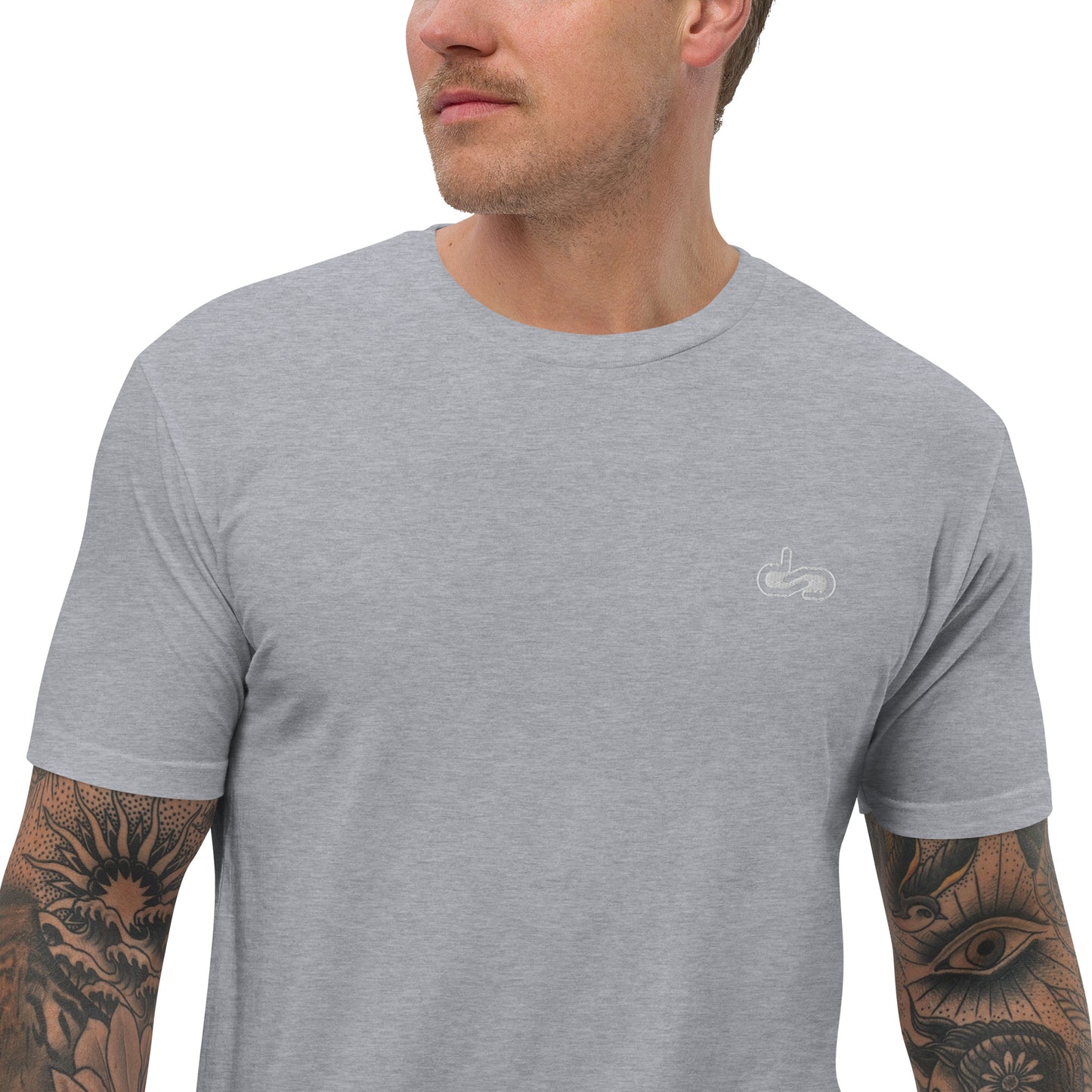 DS // Men's Embroidered Fitted T-shirt