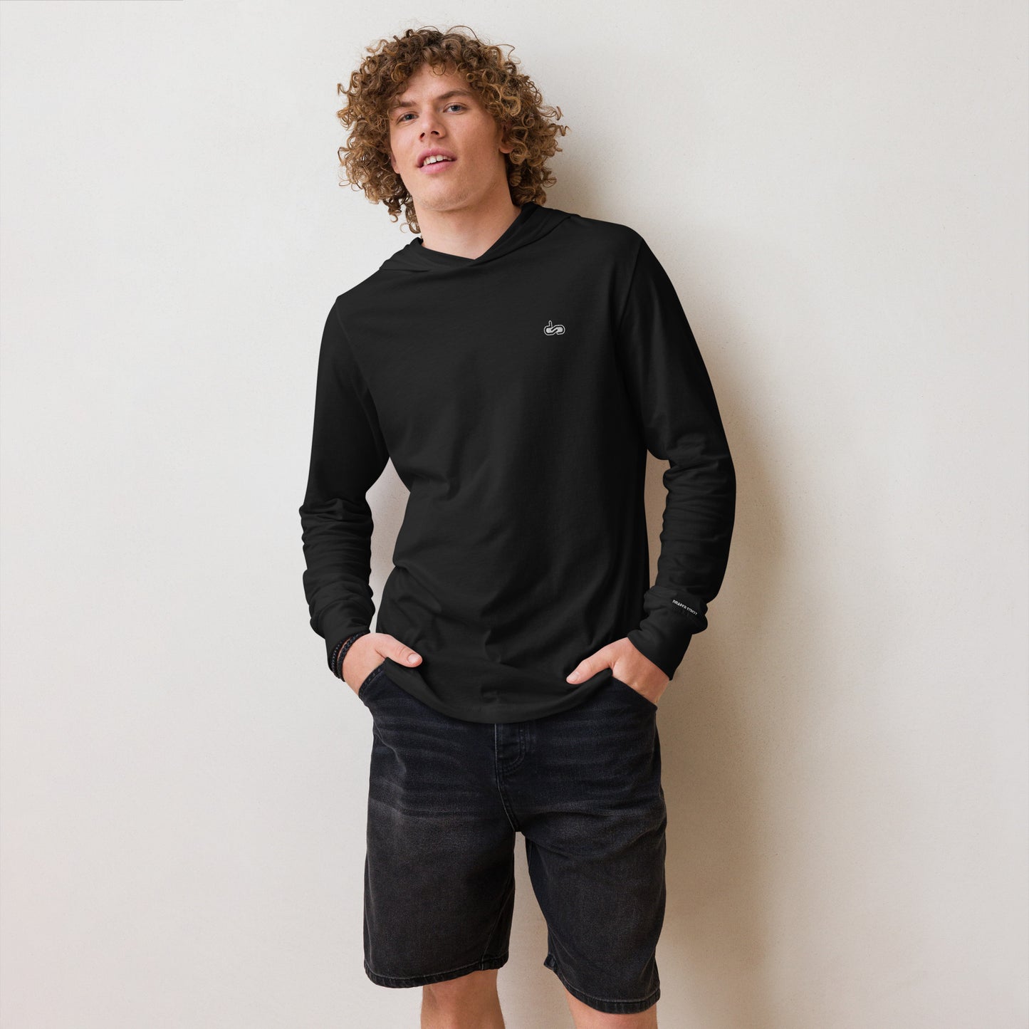 DS // Men's Embroidered Hooded Long-sleeve T-shirt