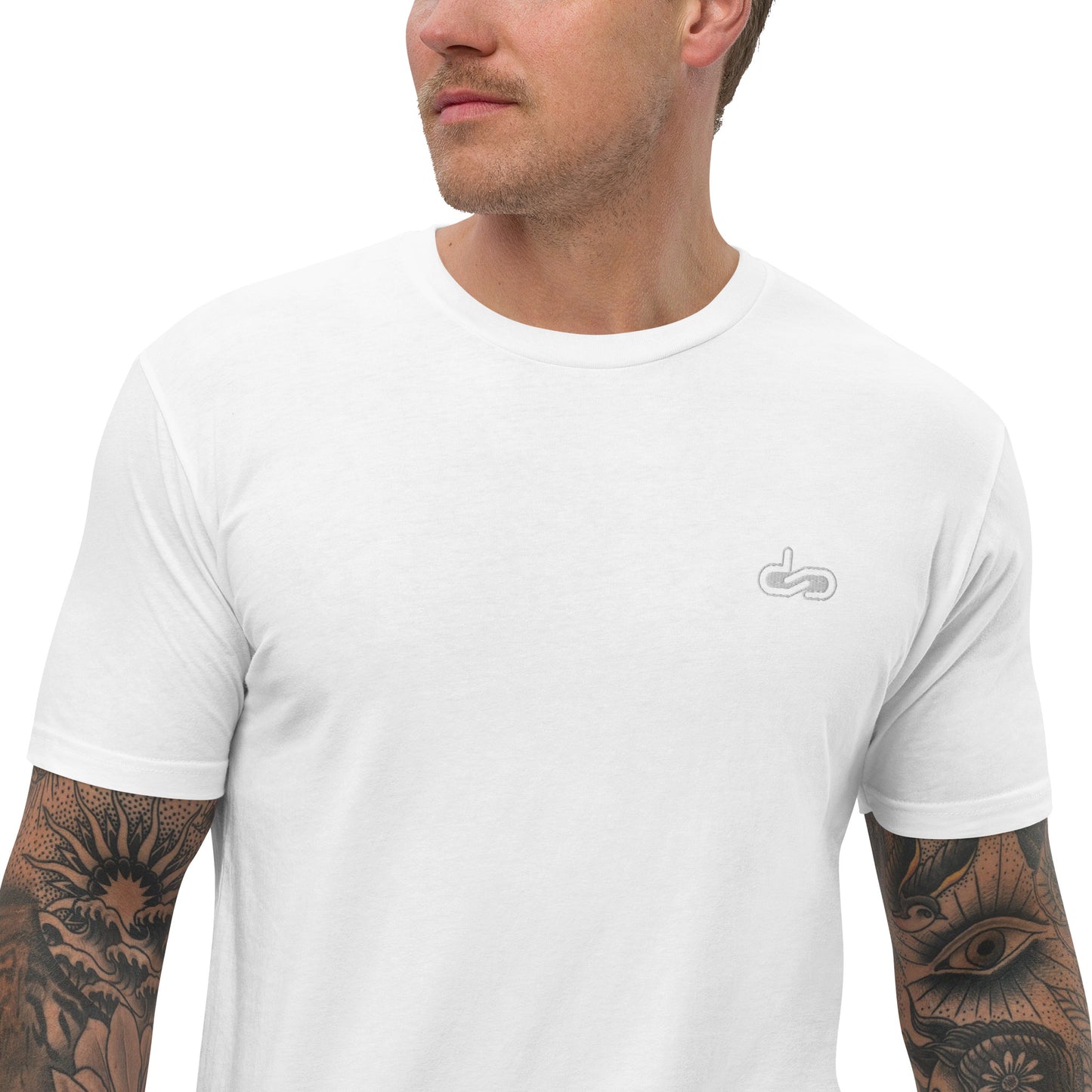 DS // Men's Embroidered Fitted T-shirt