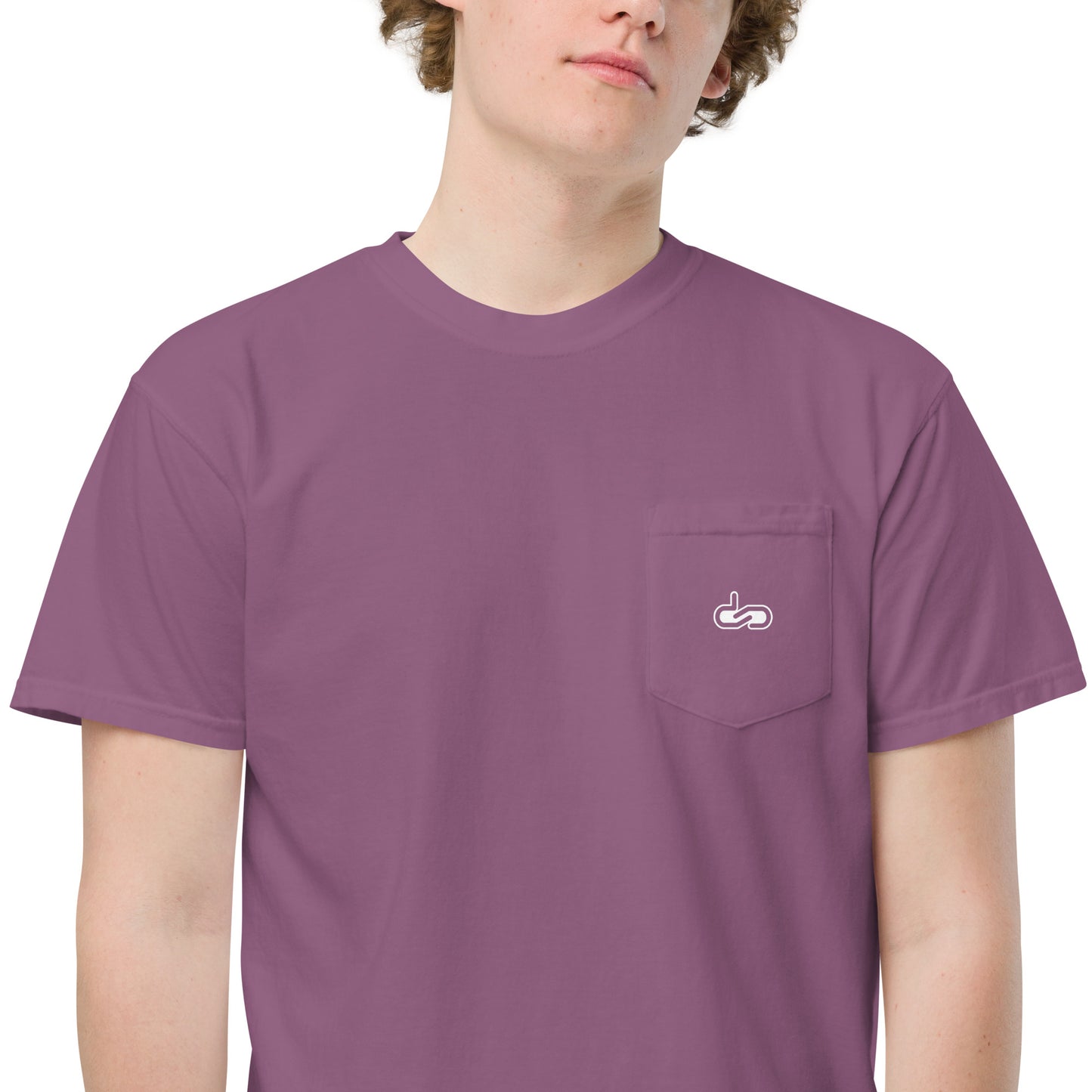 DS // Men's Embroidered Garment-dyed Pocket T-shirt
