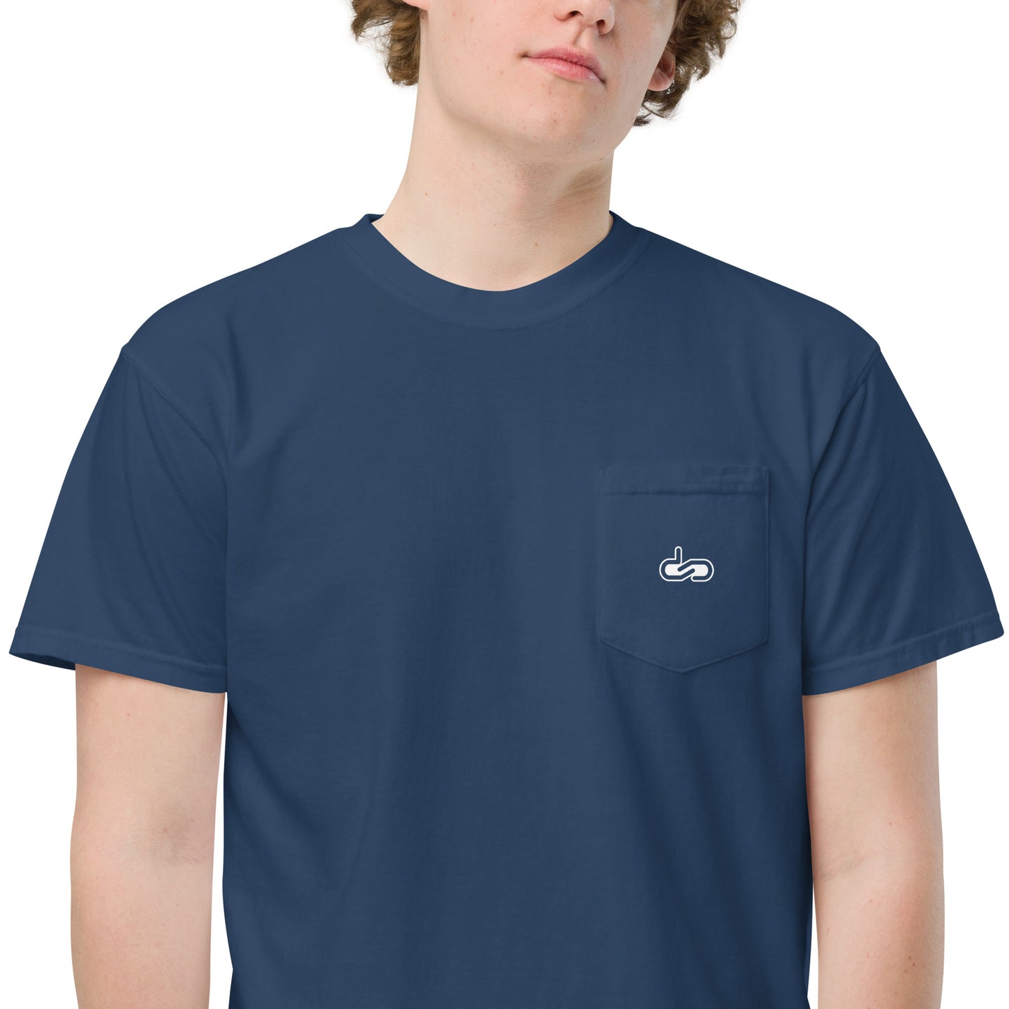 DS // Men's Embroidered Garment-dyed Pocket T-shirt